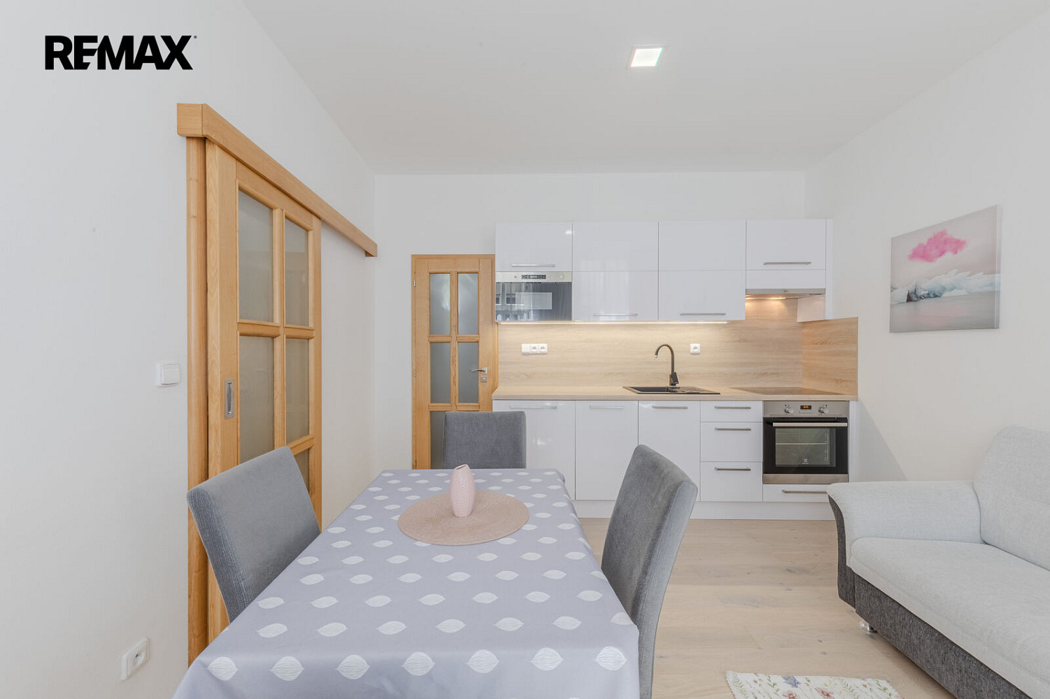 Pronájem bytu 2+kk 42 m² – fotografie 5