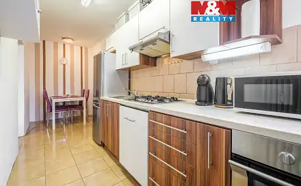 Prodej bytu 3+1 66 m², Školní, Klášterec nad Ohří, okres Chomutov
