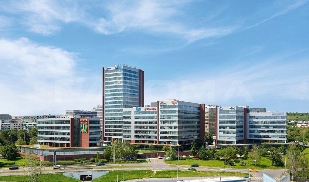 Pronájem kanceláře 360 m², Praha – náhled fotky 16