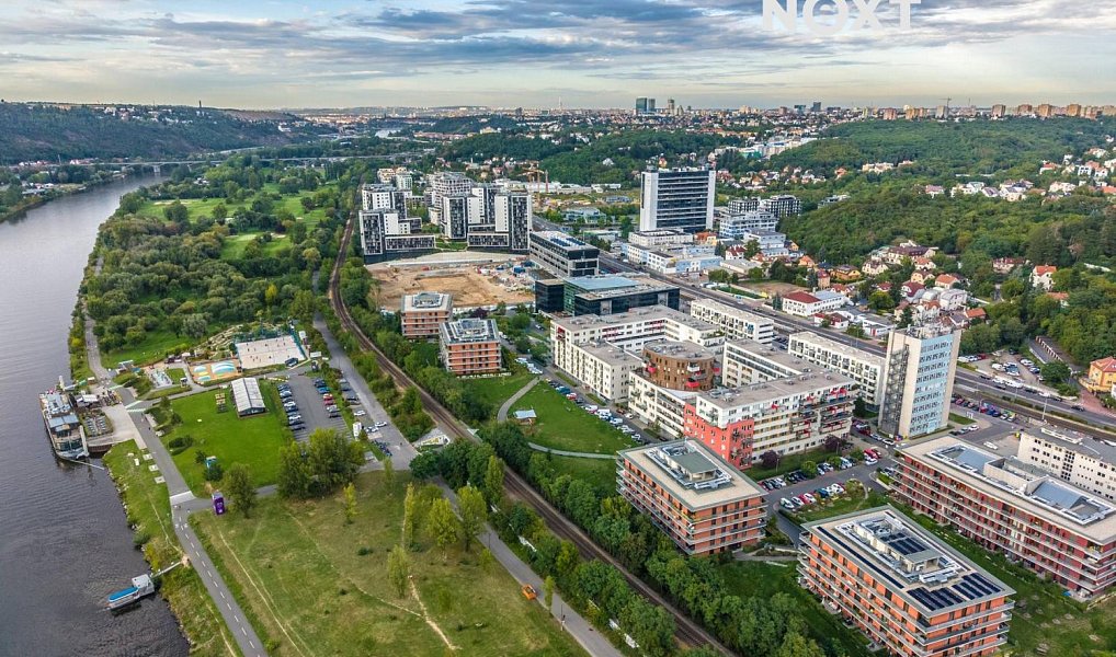Pronájem bytu 1+1 53 m², Praha – náhled fotky 19