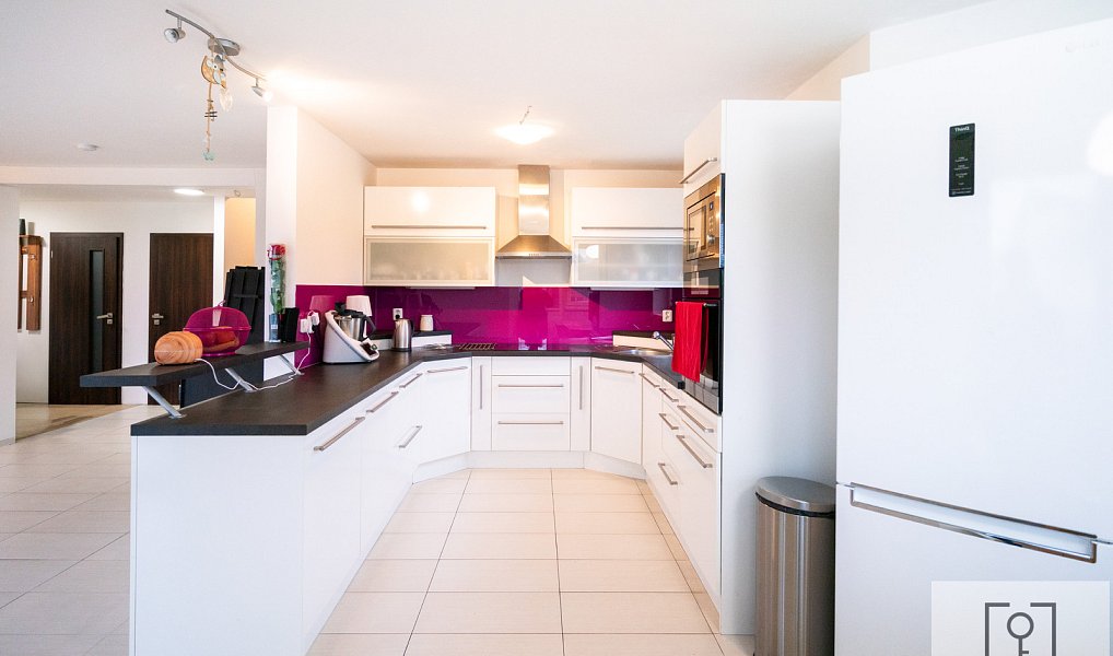 Prodej domu 184 m² s pozemkem 747 m², Chlumín – náhled fotky 3