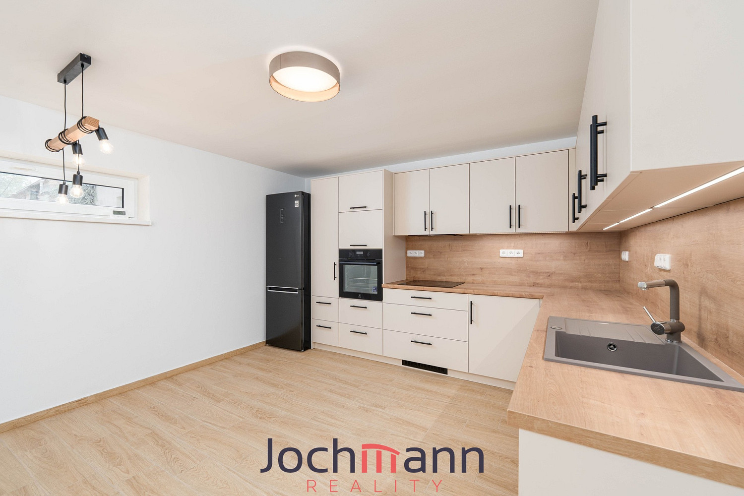 Prodej domu 120 m² s pozemkem 393 m²