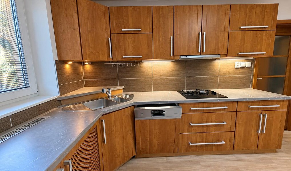 Pronájem bytu 2+1 58 m², Jihlava – náhled fotky 4