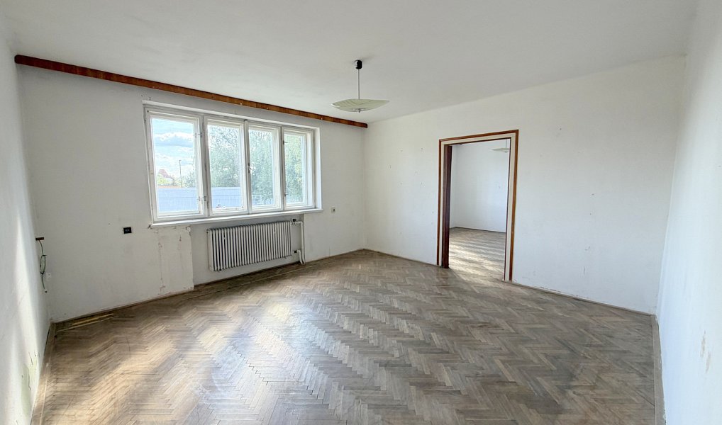 Pronájem domu 150 m² s pozemkem 1 406 m², Hluk – náhled fotky 8