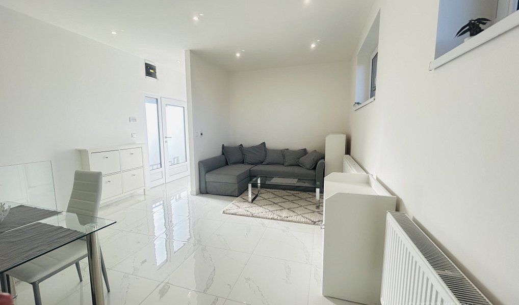 Pronájem bytu 2+kk 55 m², Veselí nad Moravou – náhled fotky 3