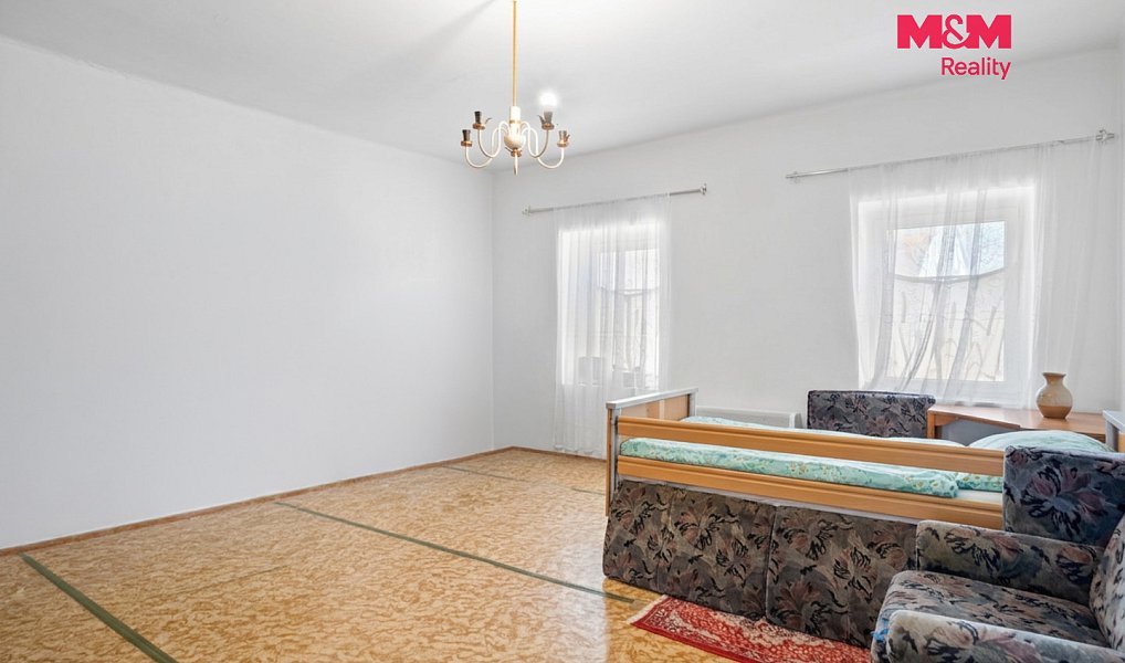 Prodej domu 376 m² s pozemkem 1 174 m², Kladno – náhled fotky 8