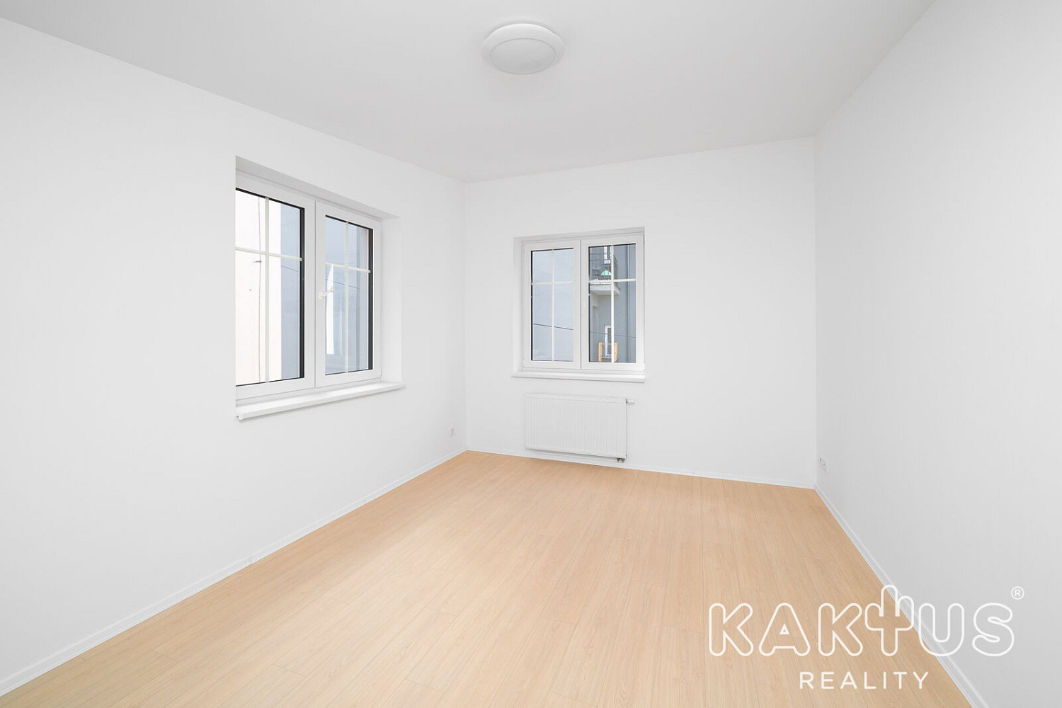 Pronájem bytu 2+kk 72 m² – fotografie 2