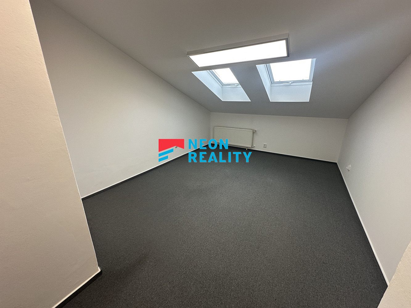 Pronájem kanceláře 47 m² — photo 5