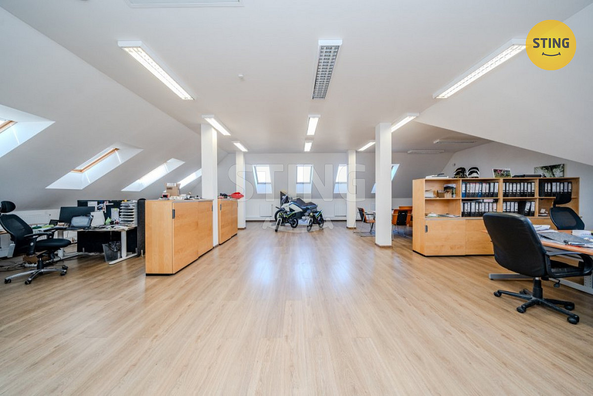 Prodej výrobních prostor 2 880 m² – fotografie 5