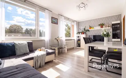 Prodej bytu 3+1 62 m², Slaný, okres Kladno