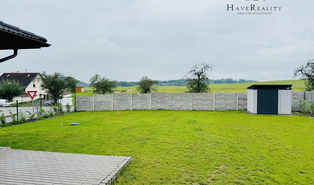 Pronájem domu 106 m² s pozemkem 813 m², Řehenice – náhled fotky 2