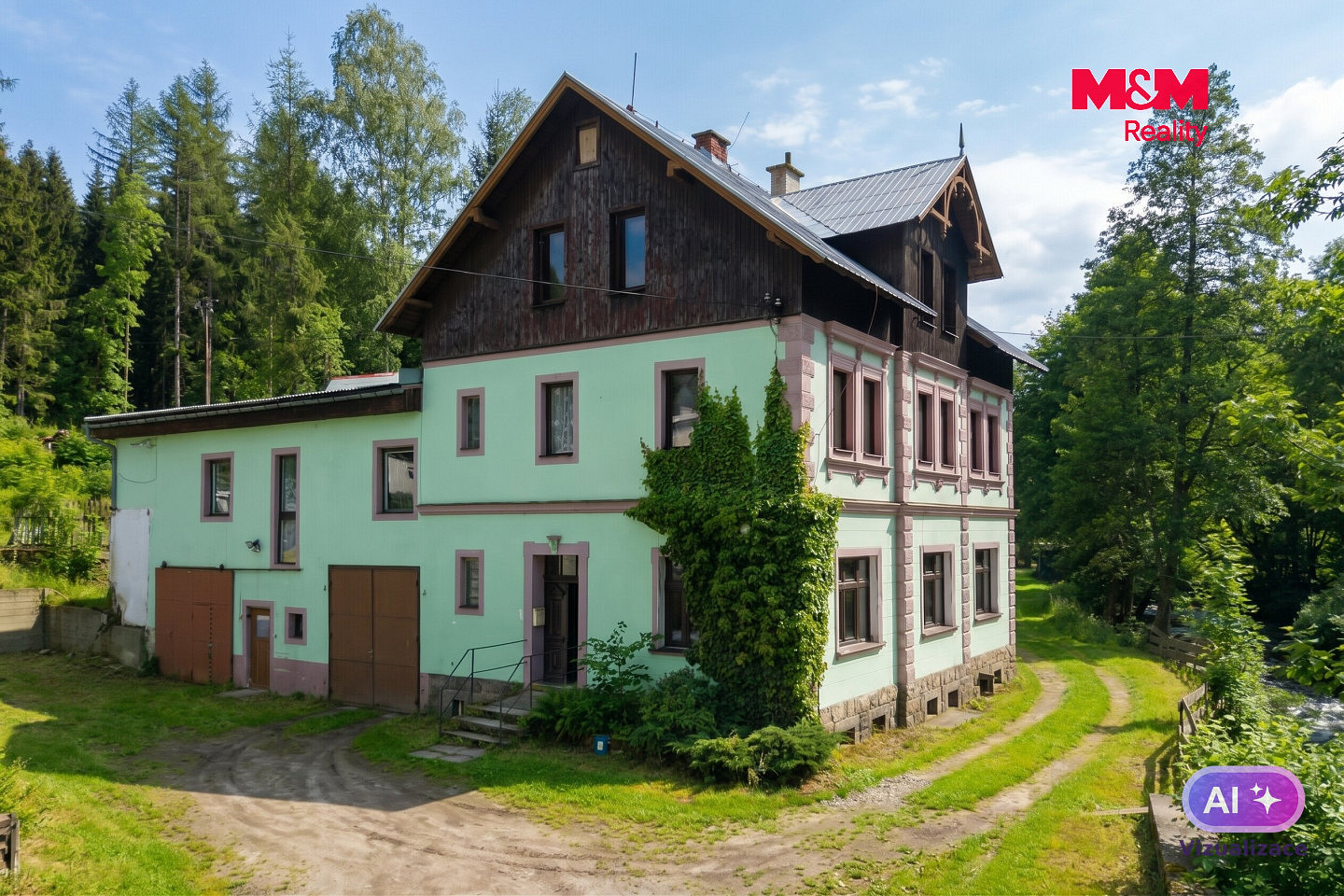Prodej výrobních prostor 2 388 m²