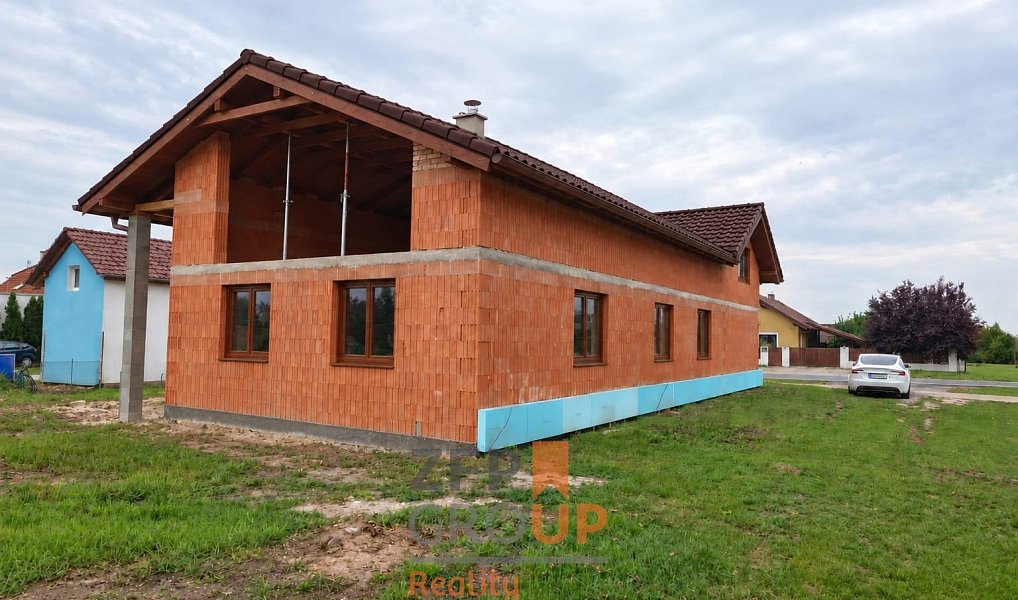 Prodej domu 262 m² s pozemkem 952 m², Opočnice – náhled fotky 4