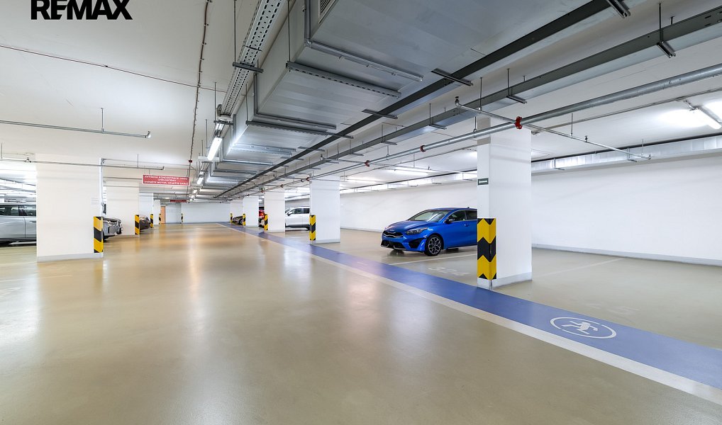 Prodej bytu 1+kk 34 m², Praha – náhled fotky 23