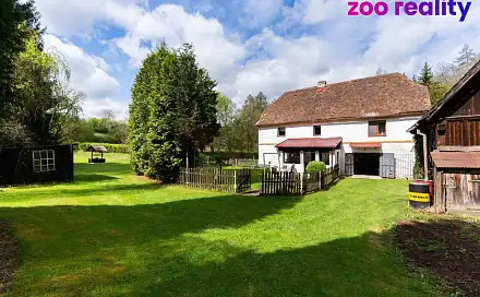 Prodej domu 120 m² s pozemkem 30 880 m², Tuchořice - Nečemice, okres Louny