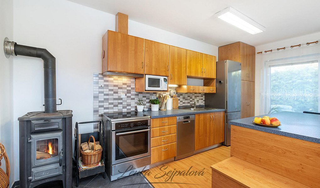 Prodej domu 146 m² s pozemkem 903 m², Horní Ředice – náhled fotky 5