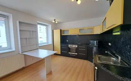 Pronájem bytu 2+kk 42 m², Jírovcova, České Budějovice - České Budějovice 3