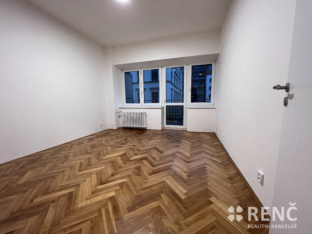 Pronájem bytu 2+1 50 m² – fotografie 2