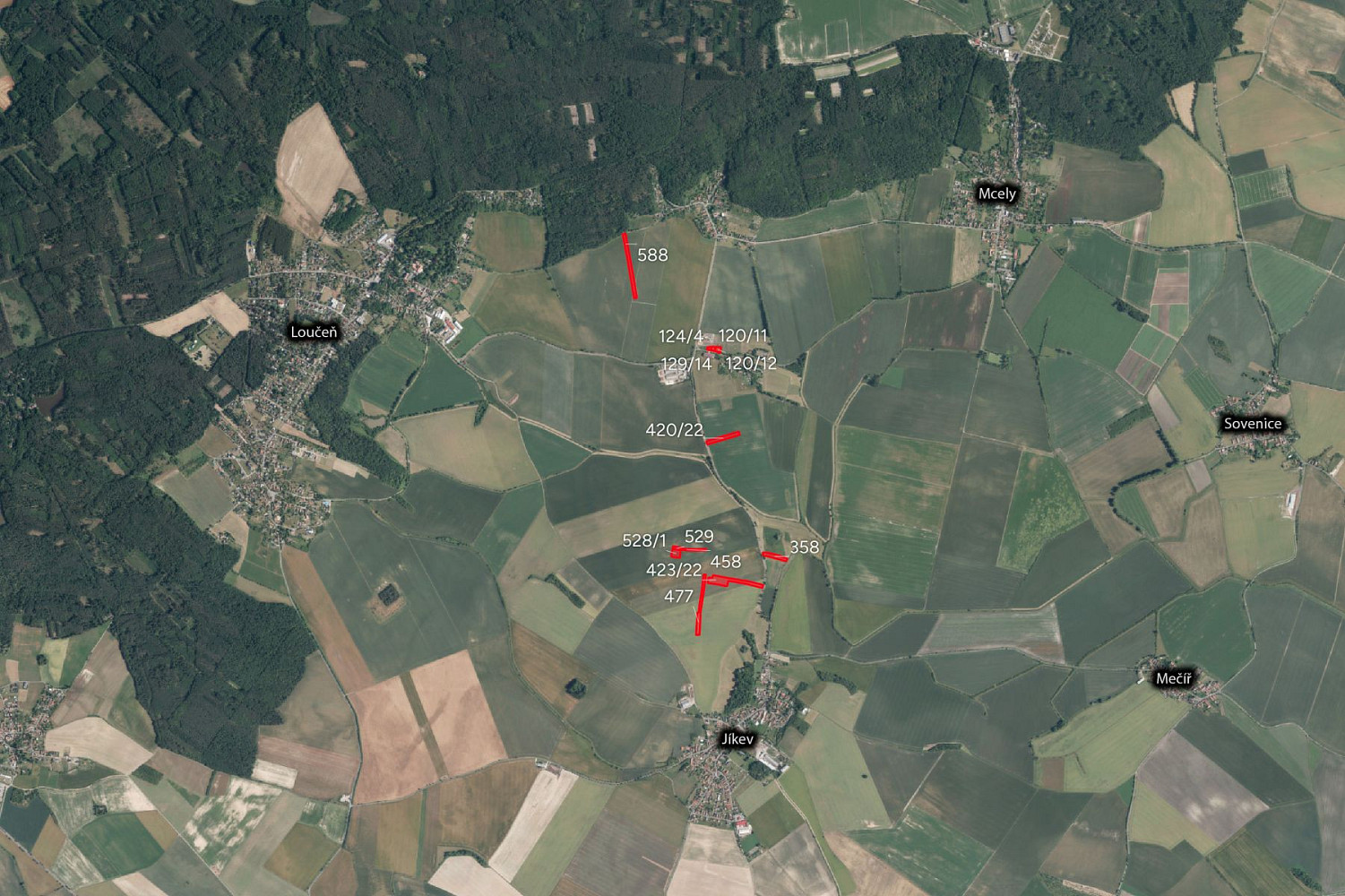 Prodej pole 11 704 m²