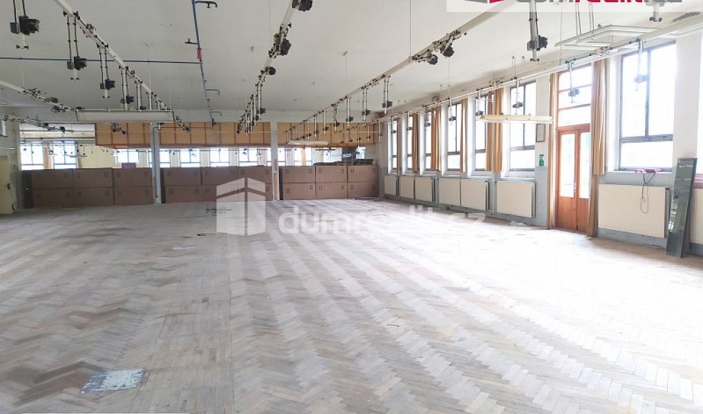 Pronájem skladovacích prostor 750 m², Třeboň – náhled fotky 3