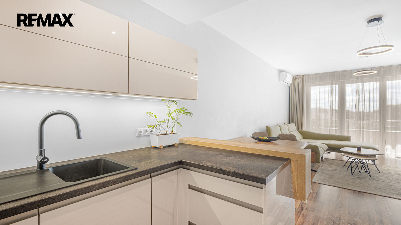 Prodej bytu 2+kk 73 m² – fotografie 5