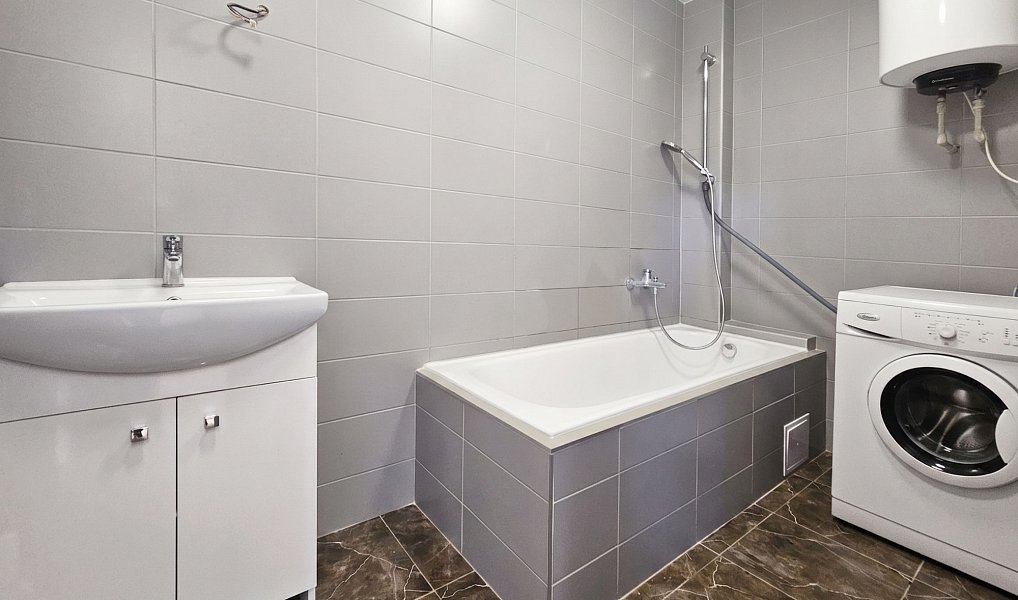 Prodej komerčního objektu (jiného typu) 472 m², Chropyně – náhled fotky 4