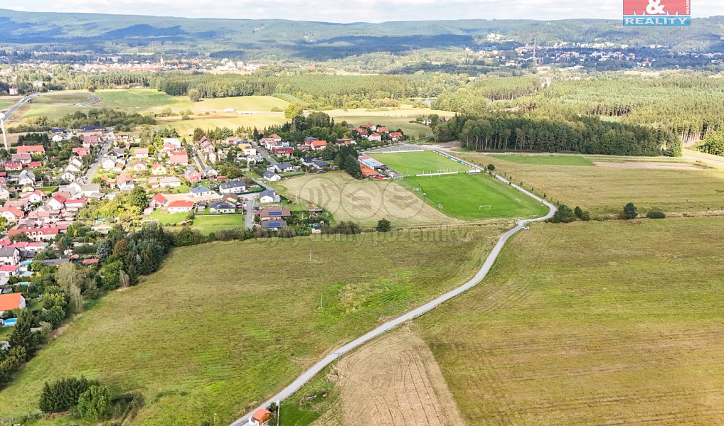 Prodej stavebního pozemku 13 051 m², Drmoul – náhled fotky 2