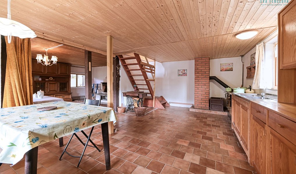 Prodej chaty/chalupy 110 m² s pozemkem 83 m², Lisov – náhled fotky 16
