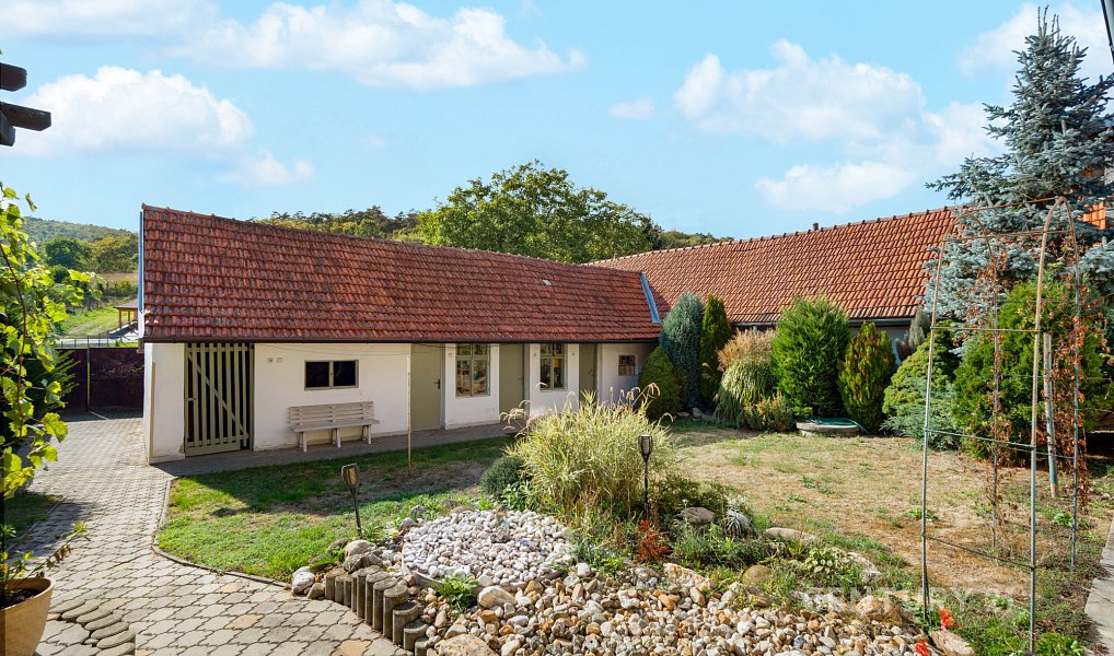 Prodej domu 165 m² s pozemkem 923 m², Uhřice – náhled fotky 18