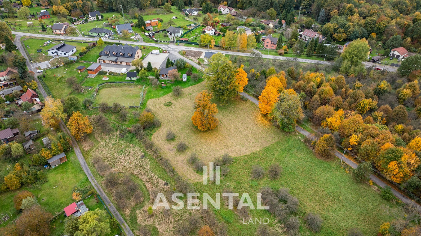 Prodej stavebního pozemku 3 287 m² – fotografie 3