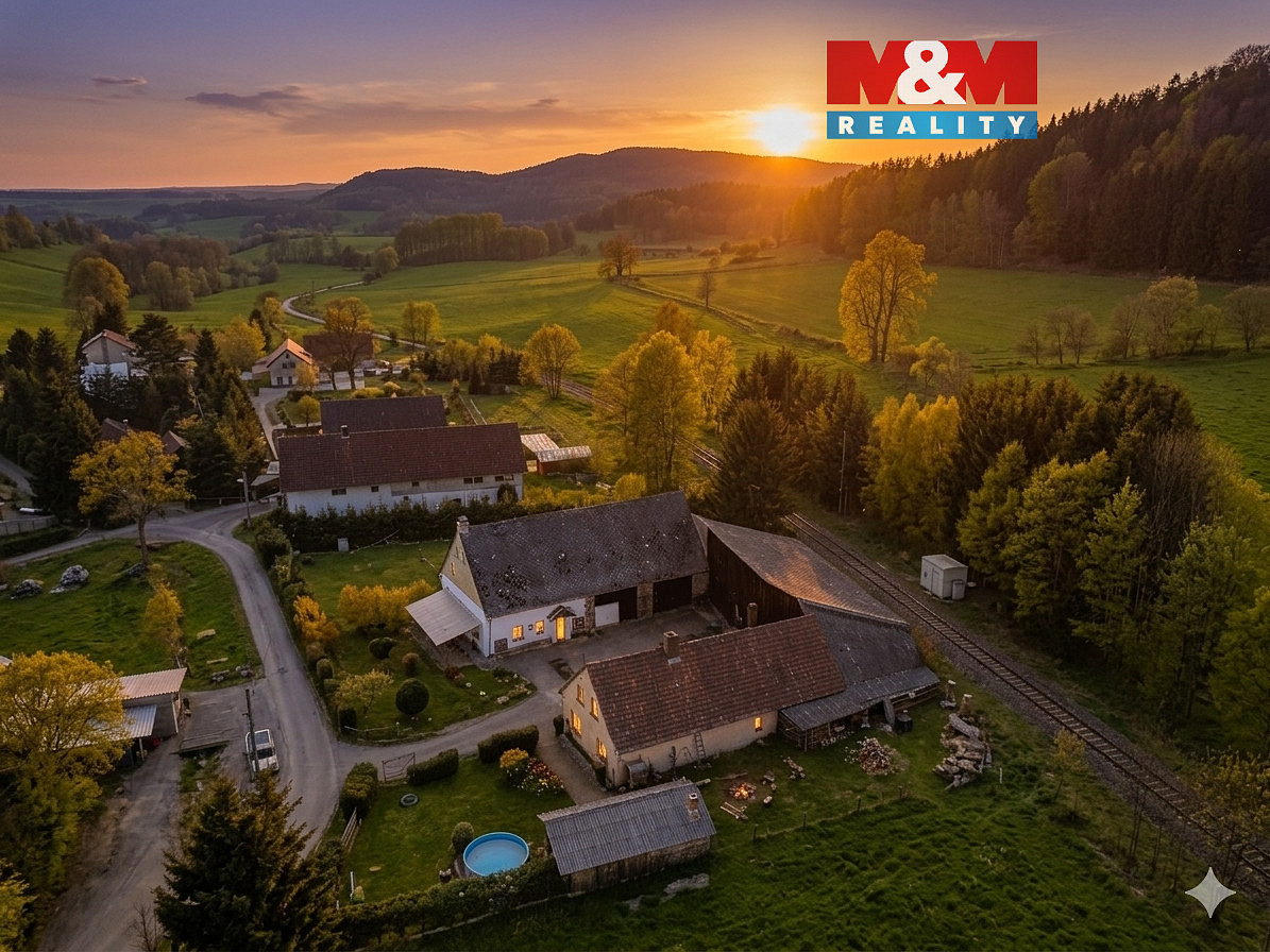 Prodej domu 236 m² s pozemkem 2 732 m²