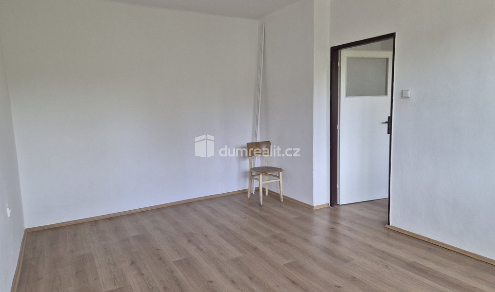 Prodej bytu 3+1 60 m², Pohorská Ves – náhled fotky 15