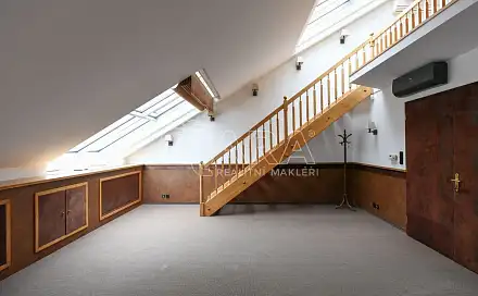 Pronájem bytu 3+1 127 m²