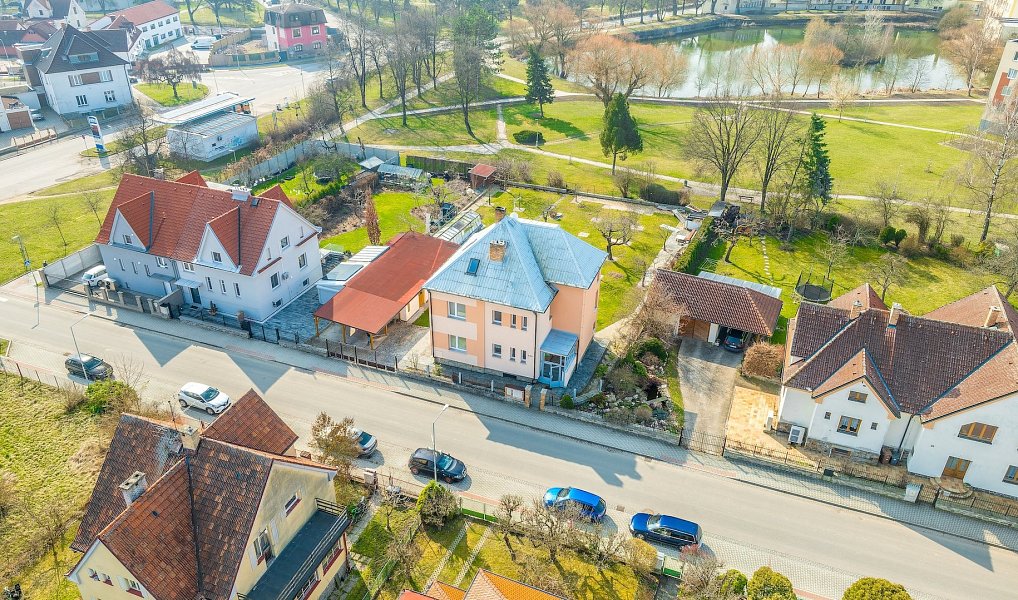 Prodej domu 216 m² s pozemkem 1 311 m², Bechyně – náhled fotky 25
