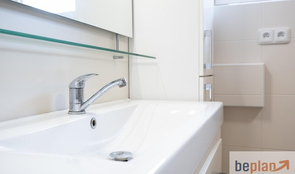 Prodej domu 300 m² s pozemkem 557 m², Drnholec – náhled fotky 18