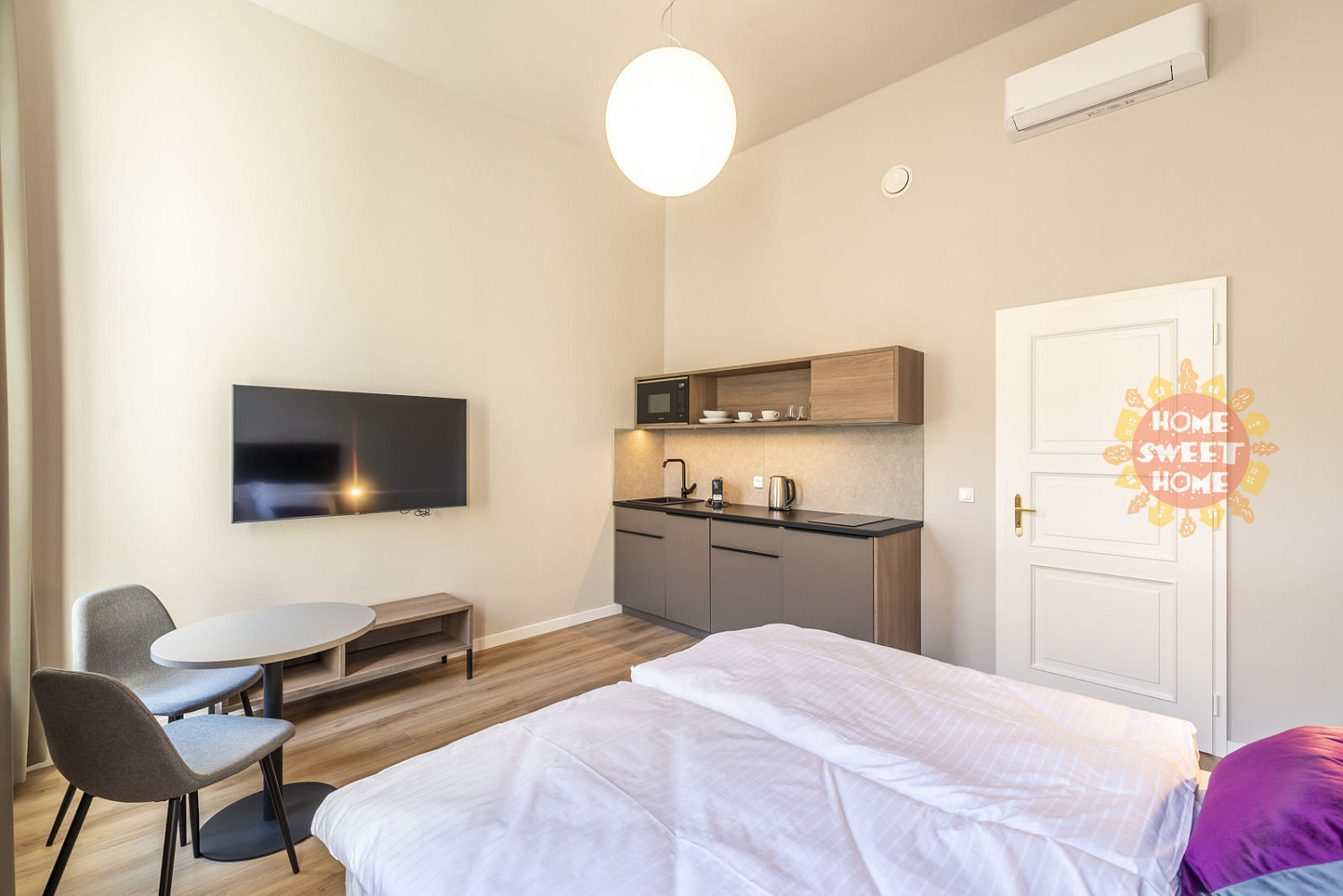 Pronájem bytu 1+kk 33 m² – fotografie 2