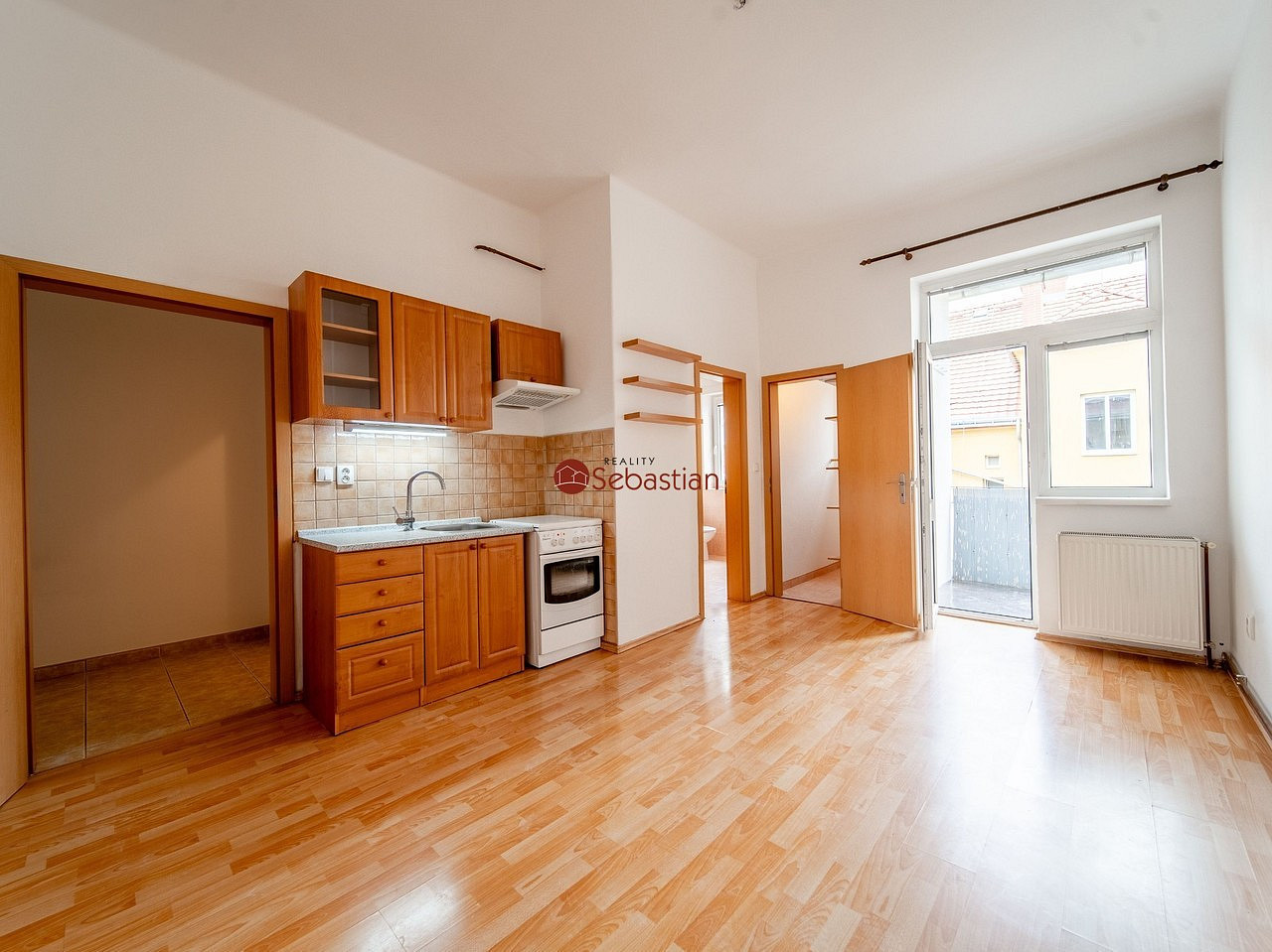 Pronájem bytu 2+kk 59 m² – fotografie 2