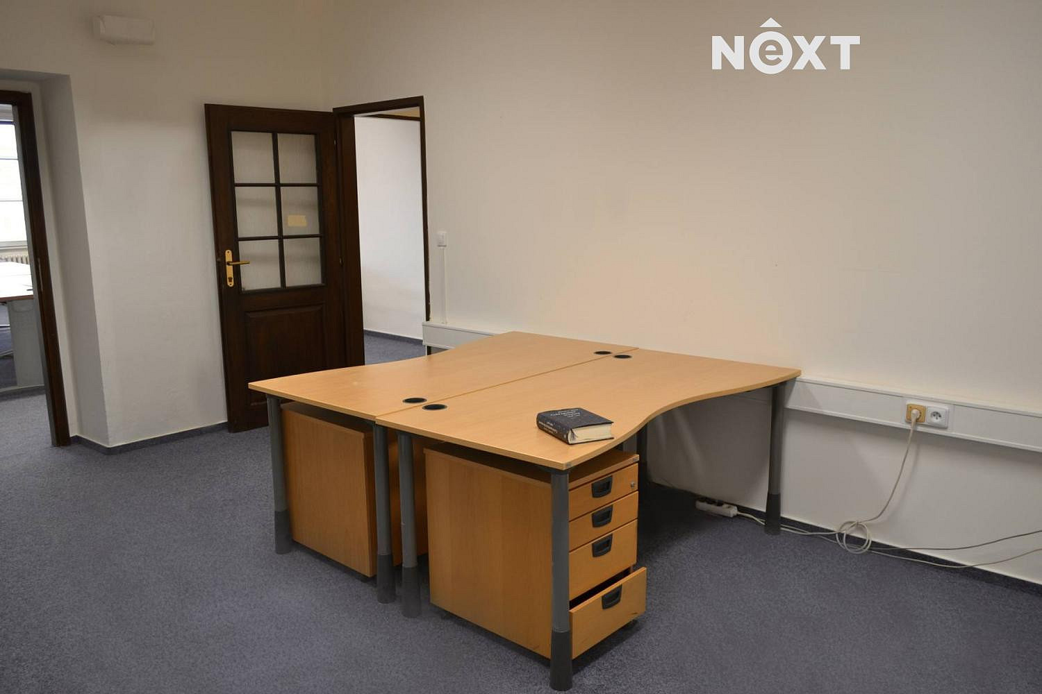 Pronájem kanceláře 150 m² — photo 4