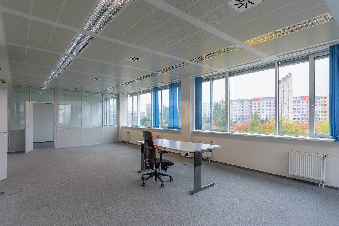 Pronájem kancelářských prostor o výměře 393 m² v objektu Technopark, ul. Pekařská (Praha 5) – pohled 3