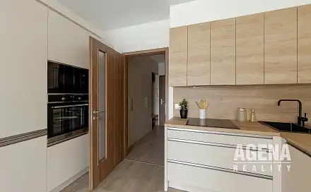 Pronájem bytu 1+kk 44 m², Nepilova, Beroun - Beroun-Město