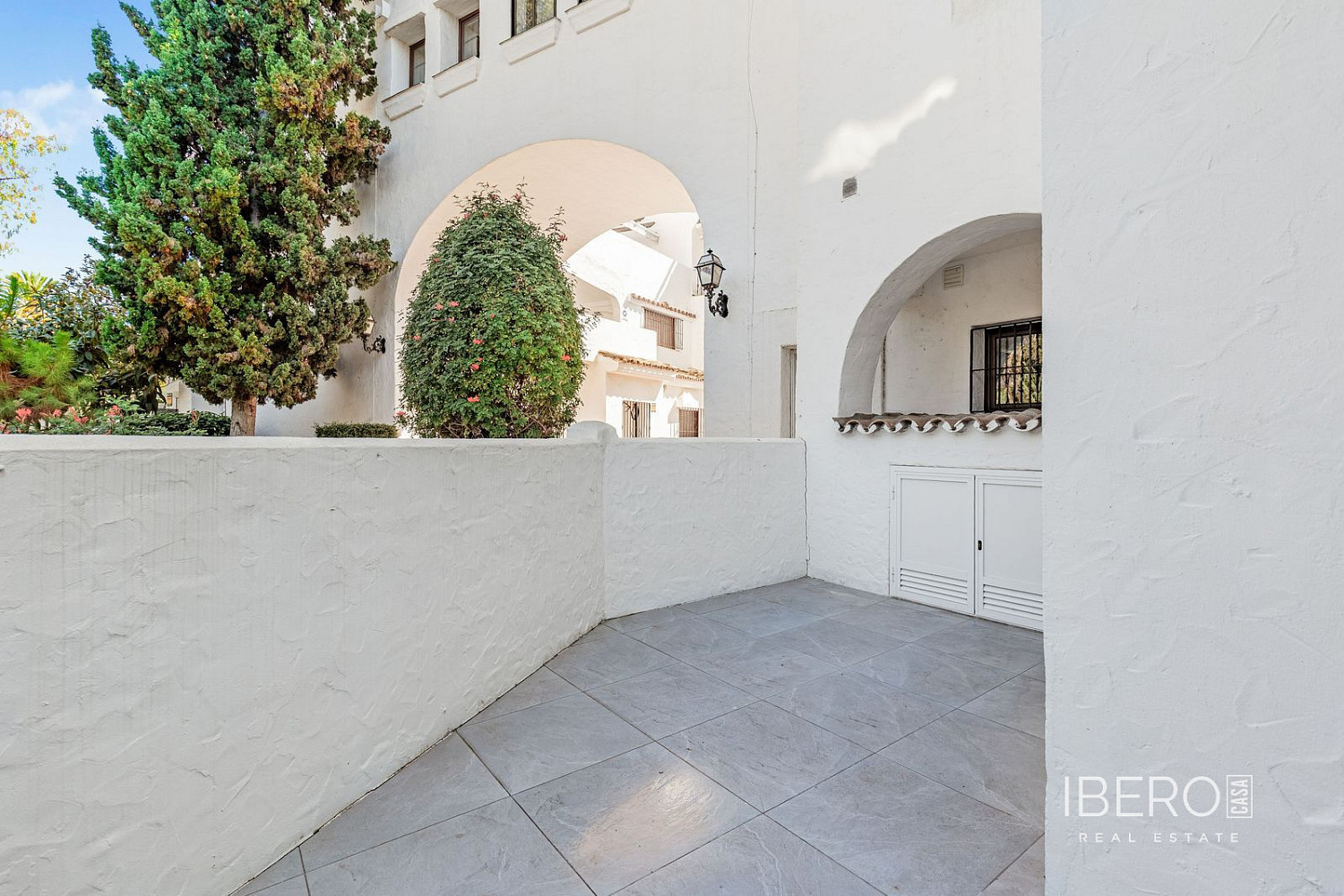 Piso 5+kk – Marbella, Nueva Andalucía - Vista 4