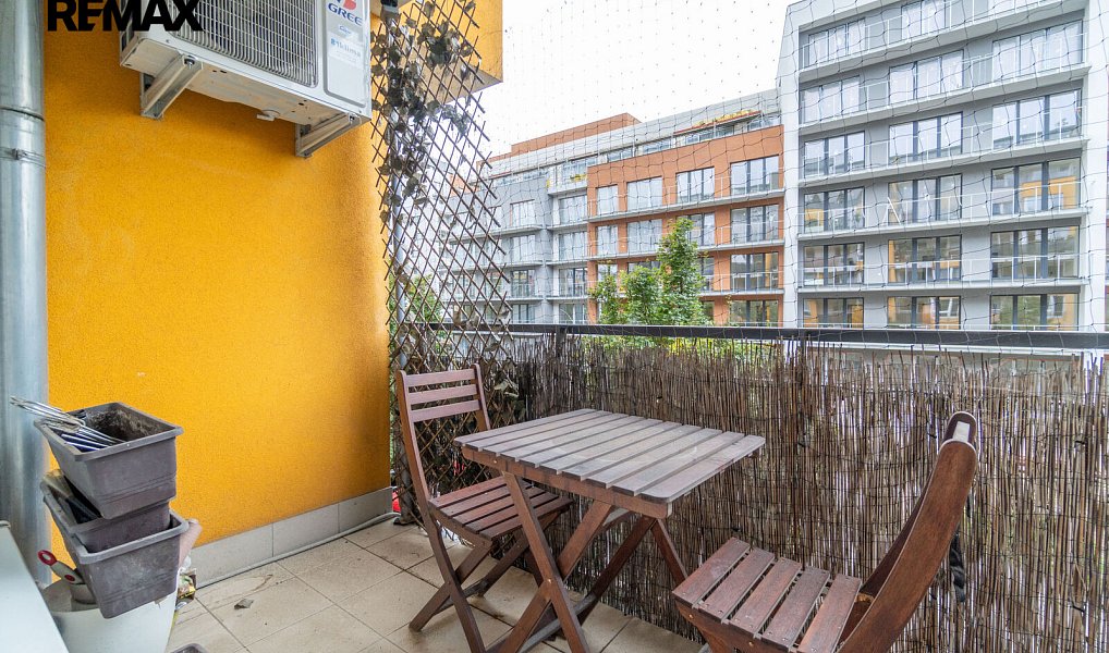 Pronájem bytu 2+kk 56 m², Praha – náhled fotky 11