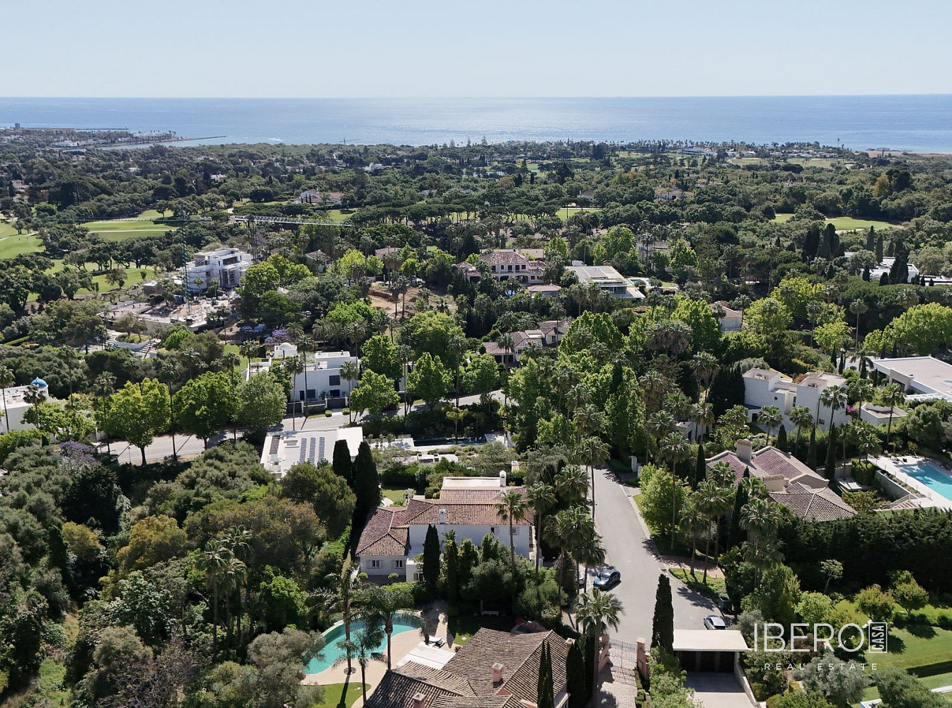 Prodej domu 475 m² s pozemkem 2 500 m² — photo 2