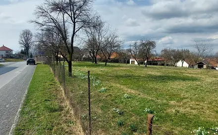 Prodej stavebního pozemku 1 563 m², Lešná - Perná, okres Vsetín