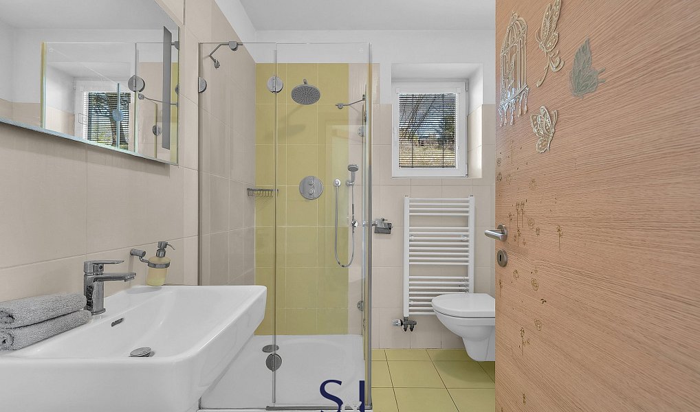 Prodej domu 363 m² s pozemkem 2 239 m², Turnov – náhled fotky 14