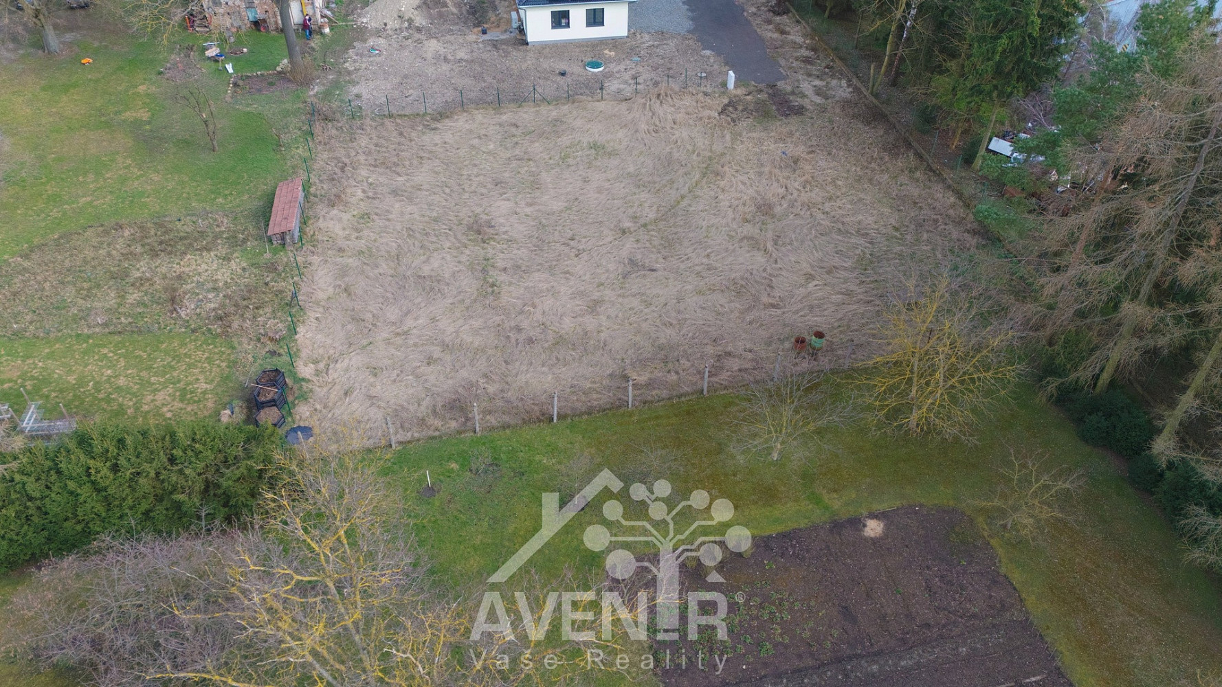 Prodej stavebního pozemku 886 m² – fotografie 2