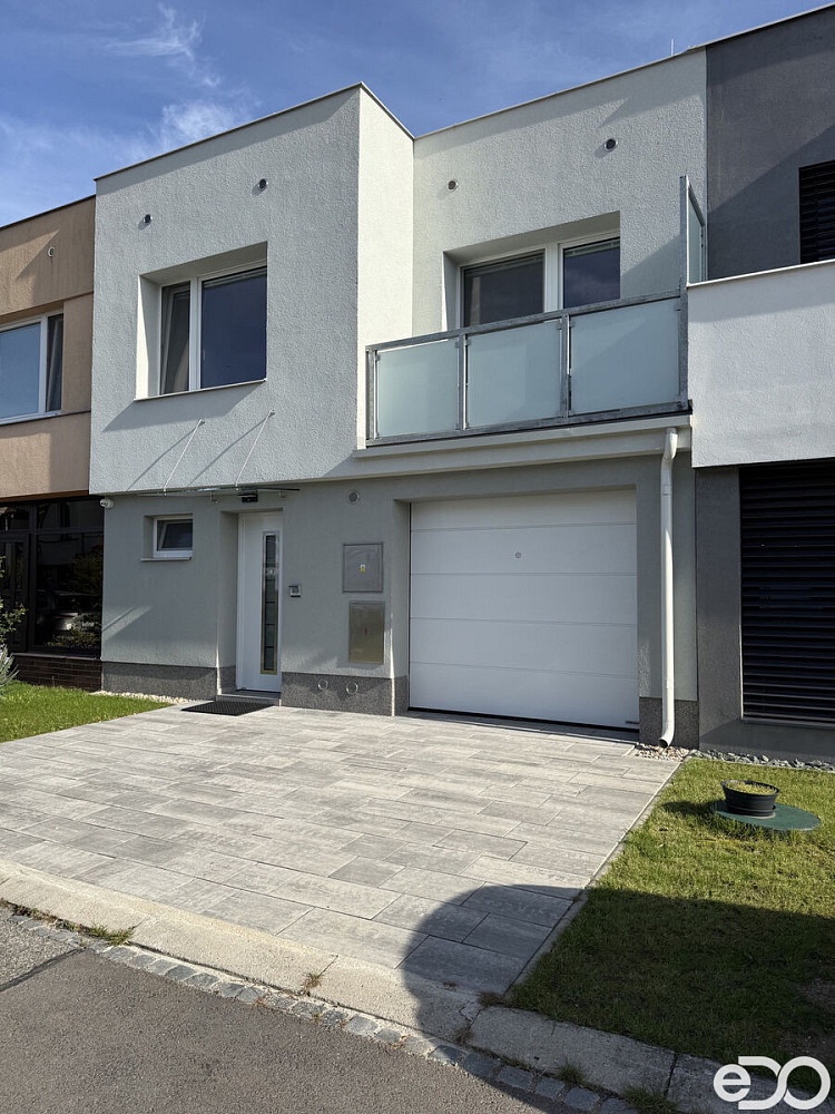 Prodej domu 122 m² s pozemkem 168 m²