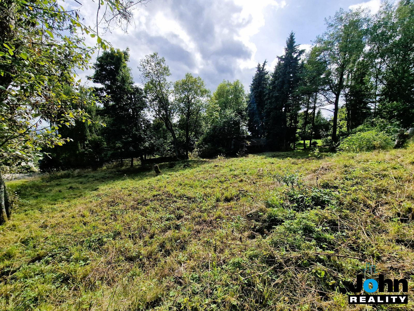 Prodej stavebního pozemku 926 m² – fotografie 4