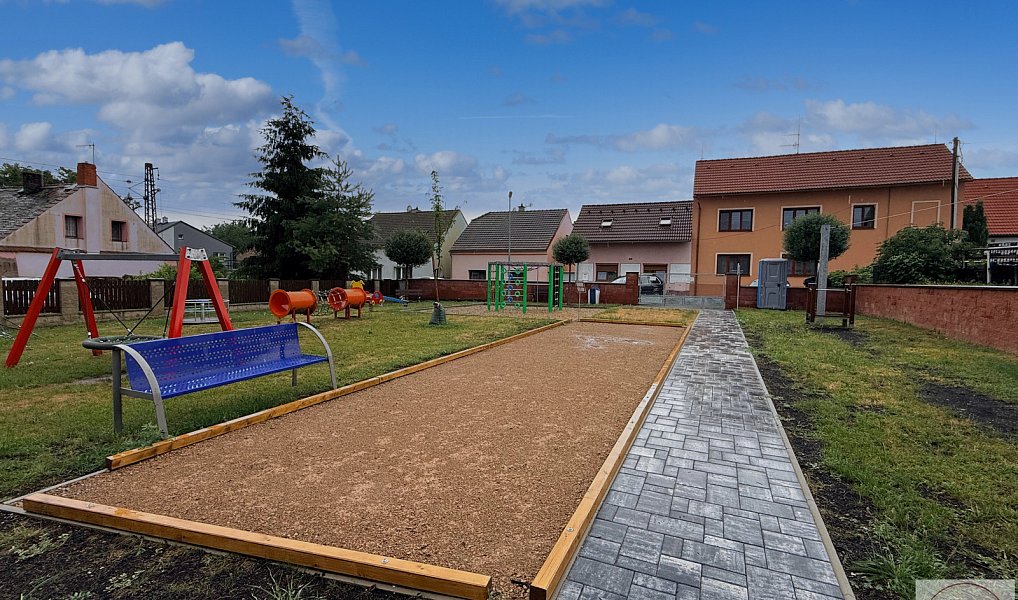 Prodej domu 110 m² s pozemkem 170 m², Žalhostice – náhled fotky 15