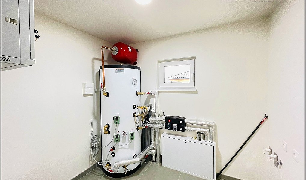 Prodej domu 106 m² s pozemkem 807 m², Řehenice – náhled fotky 12